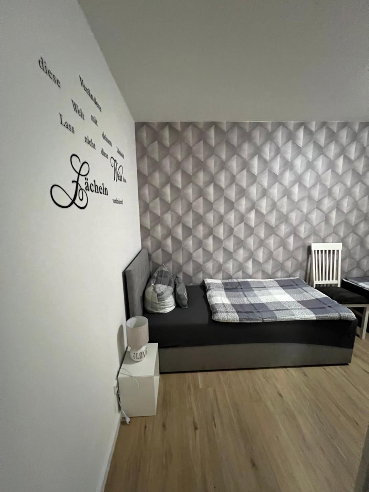 Ferienwohnung Viktoria Gotha Bagian luar foto